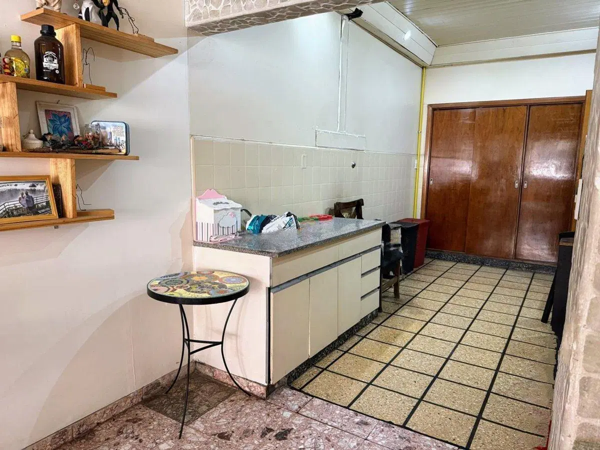 VENTA CASA CON JARDIN CIUDADELA 3