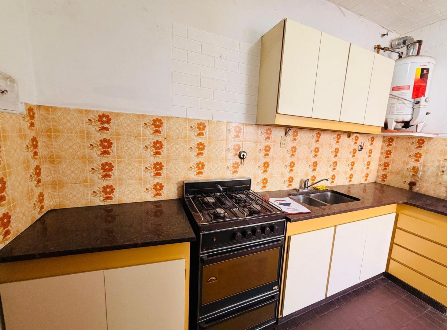 Foto de VENTA DEPTO 2 AMBIENTES CON PATIO EN RAMOS MEJIA, imagen 3