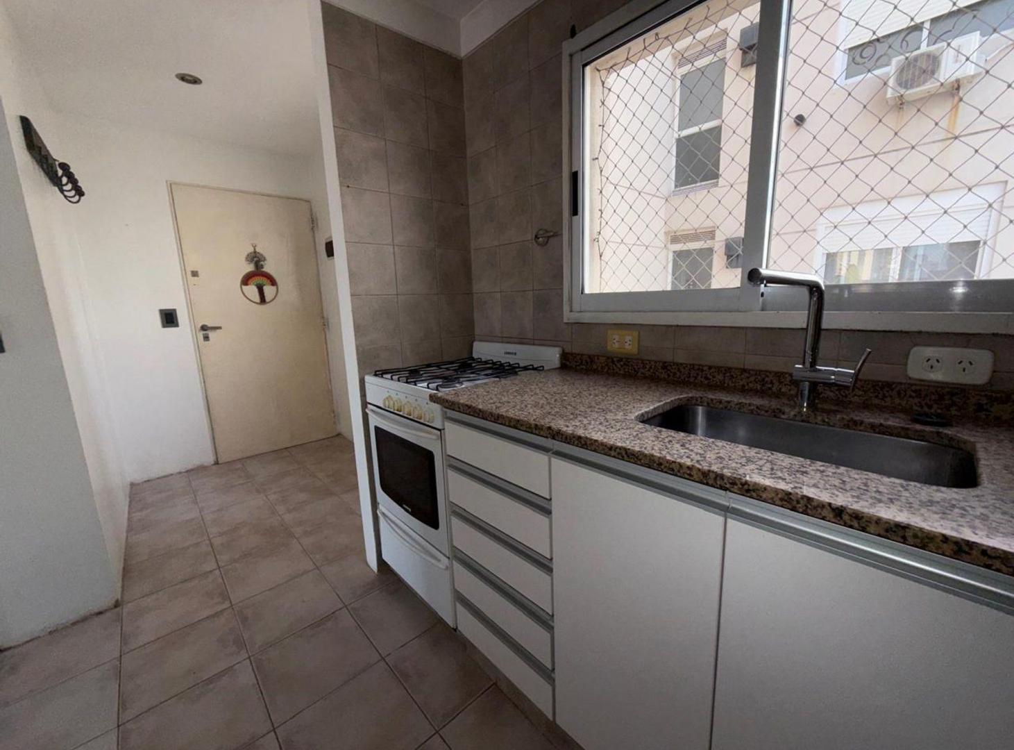 Foto de VENTA MONOAMBIENTE C/ BALCON EN MONTE CASTRO, imagen 5