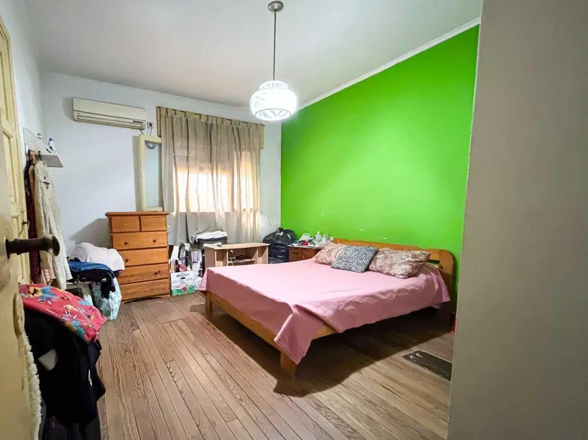 VENTA CASA CON JARDIN LOTE  8X41 VILLA RIACHUELO 4
