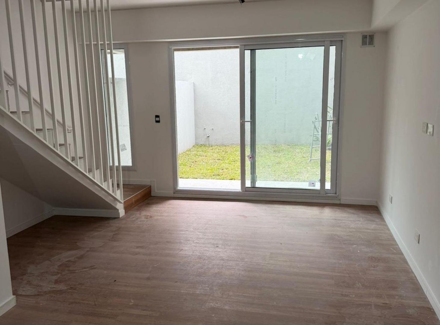 Foto de VENTA DEPTO 3 AMB EN SAAVEDRA CON JARDIN PROPIO PB, imagen 1