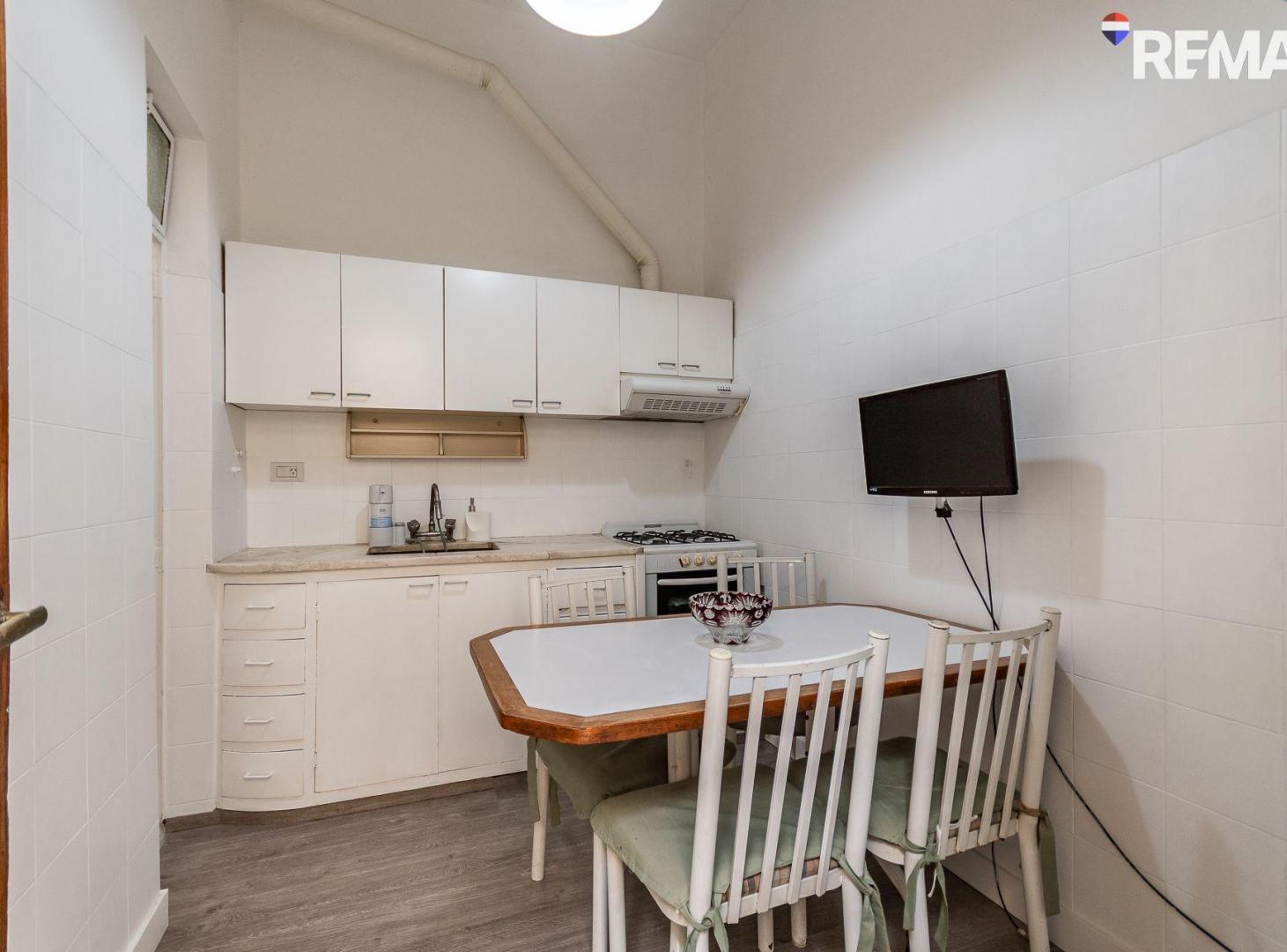 Foto de VENTA PH 4 AMBIENTES C/TERRAZA Y PATIO PIÑEYRO, imagen 4