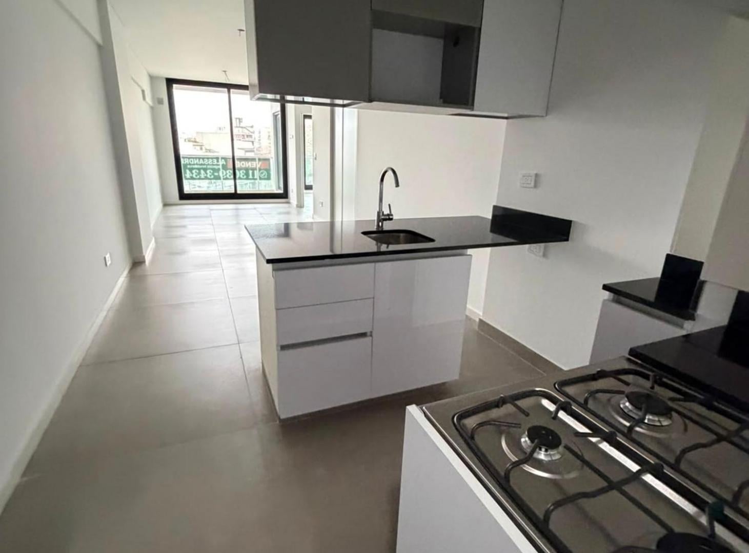 Foto de EN ALQUILER DEPARTAMENTO 2 AMBIENTES - SAAVEDRA, imagen 1