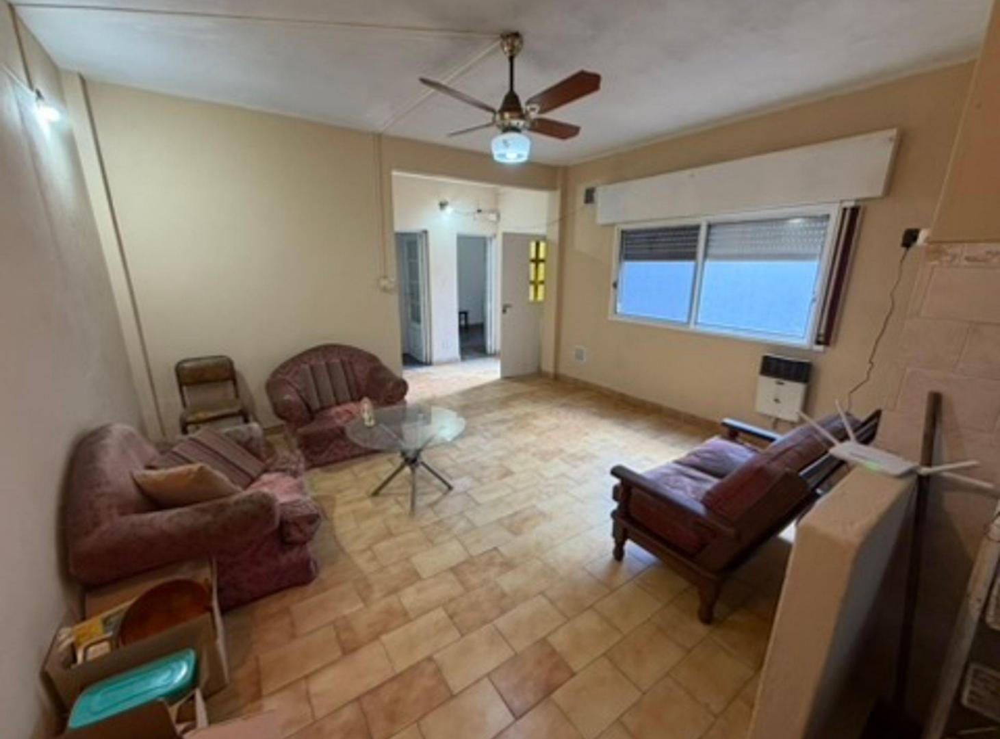 Foto de PH VENTA CIUDADELA 4 DORMITORIOS PATIO JARDIN, imagen 3