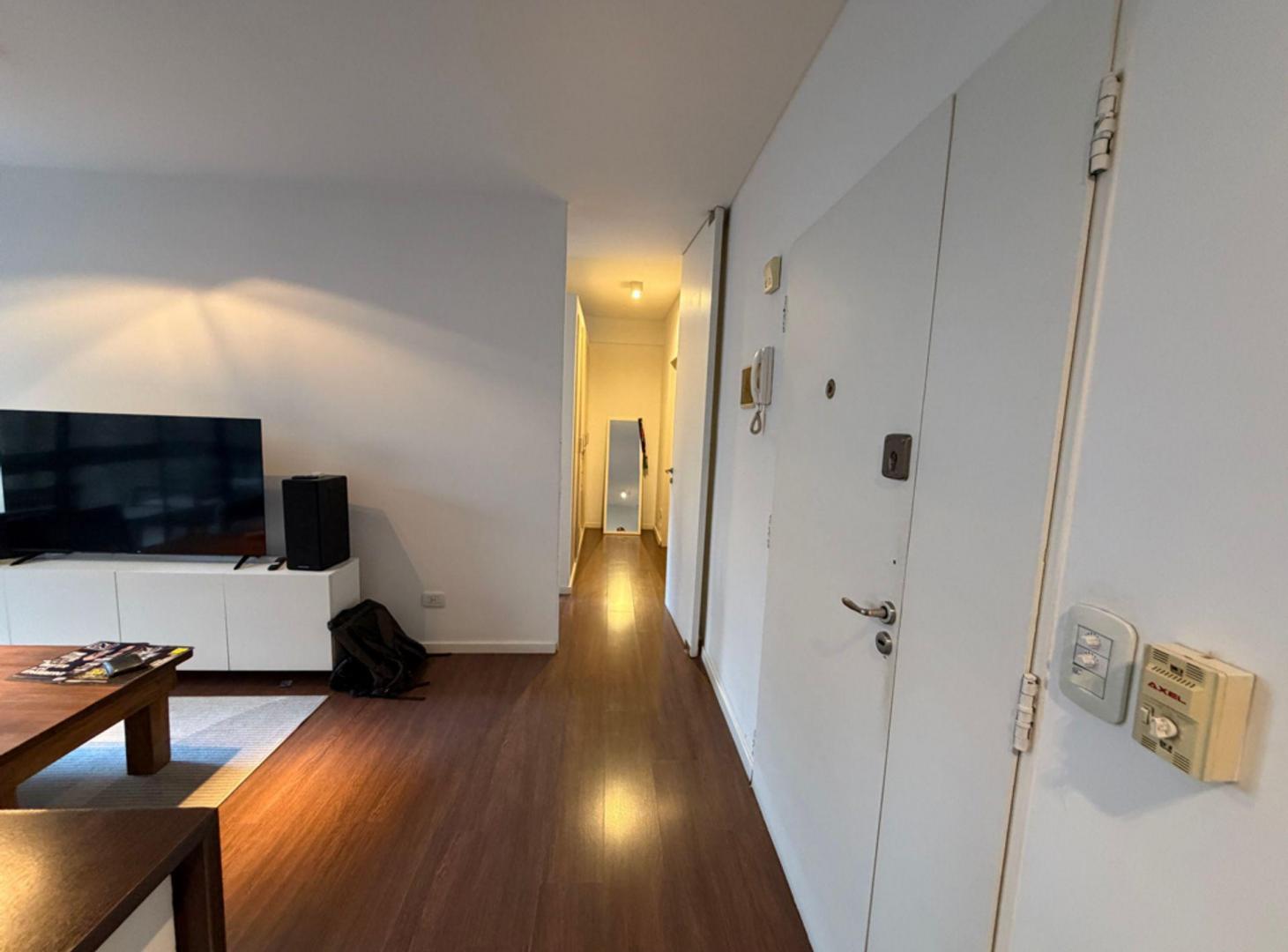 Foto de Venta semipiso 2 amb Colegiales con pileta., imagen 2