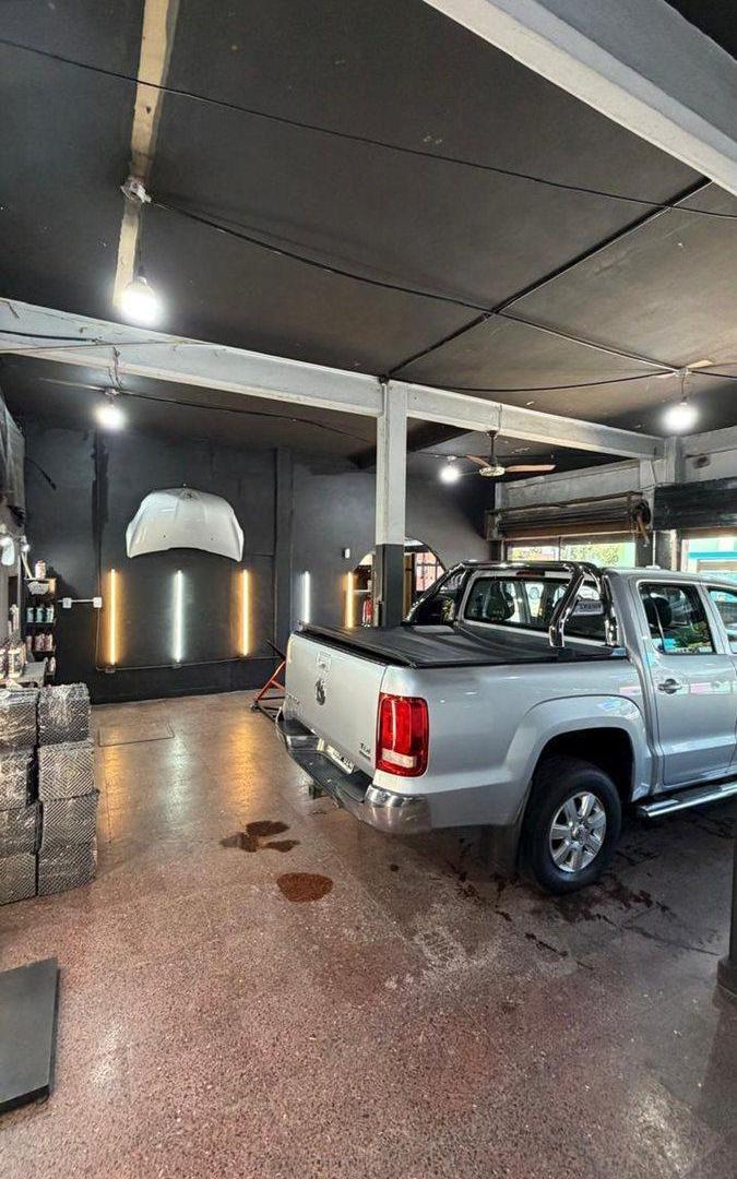 Foto de EN VENTA LOCAL COMERCIAL 180M² - CASEROS, imagen 3