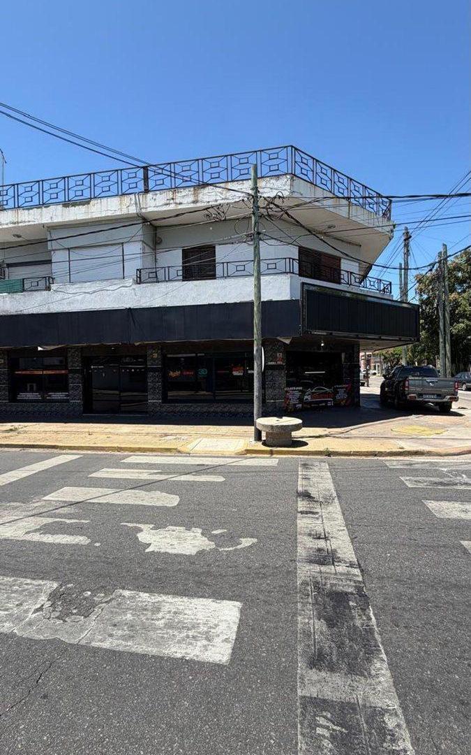 Foto de EN VENTA LOCAL COMERCIAL 180M² - CASEROS, imagen 5