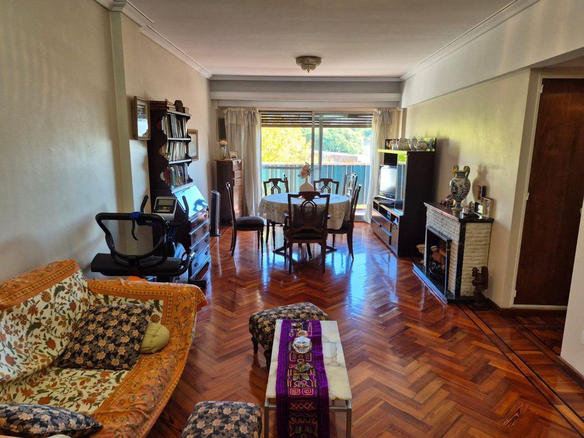 Foto de VENTA DEPTO 4 AMB C/BALCON Y TERRAZA PQUE PATRICIO, imagen 3
