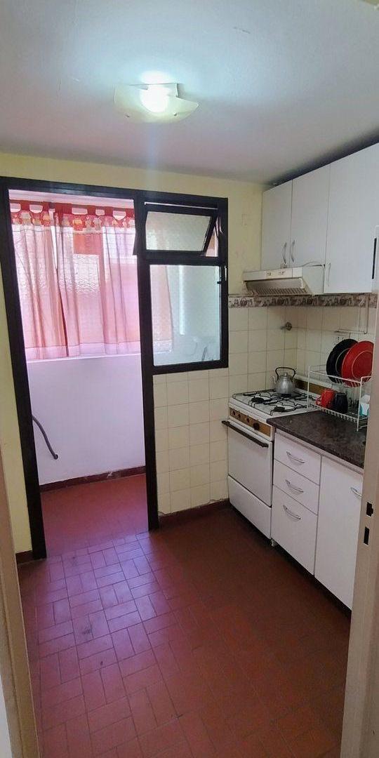 Foto de VENTA DEPTO. 2 AMB. AL FRENTE MUY LUMINOSO FLORES, imagen 2