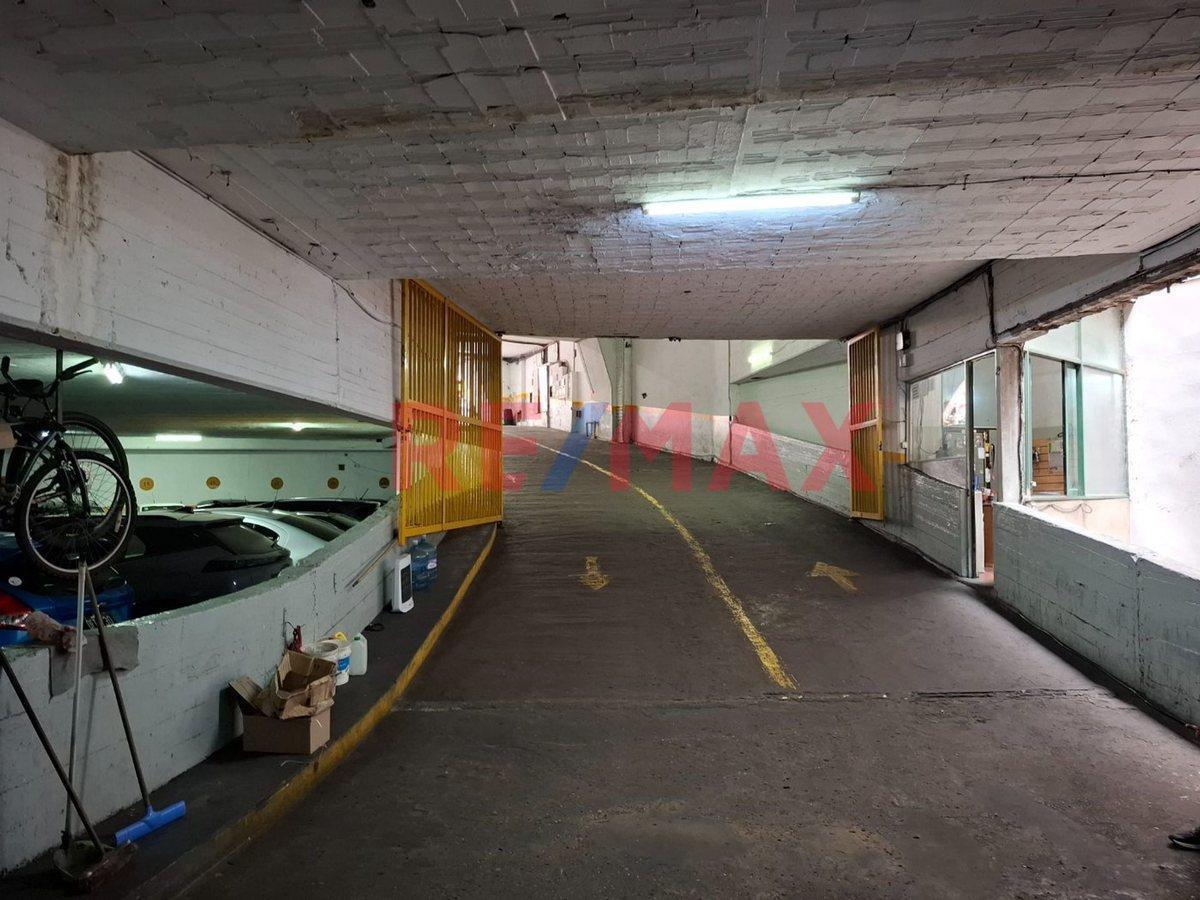 Foto de COCHERA EN VENTA BALVANERA 20.99 MTS, imagen 2