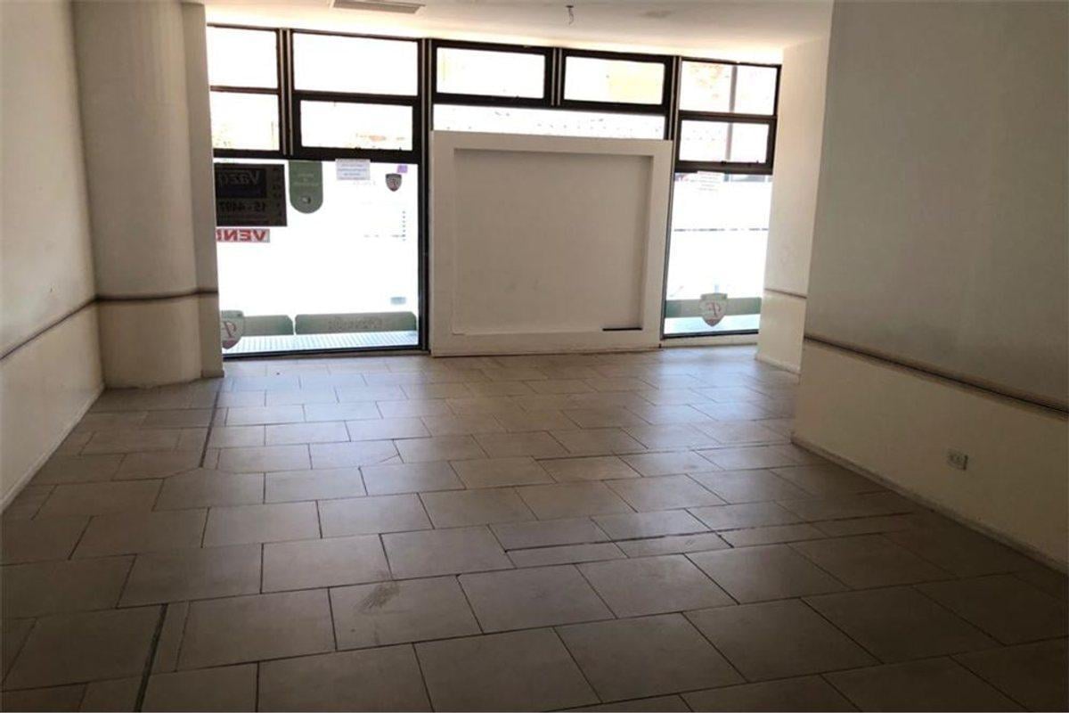 Foto de LOCAL - ALQUILER - MONTSERRAT - 300 M2, imagen 2