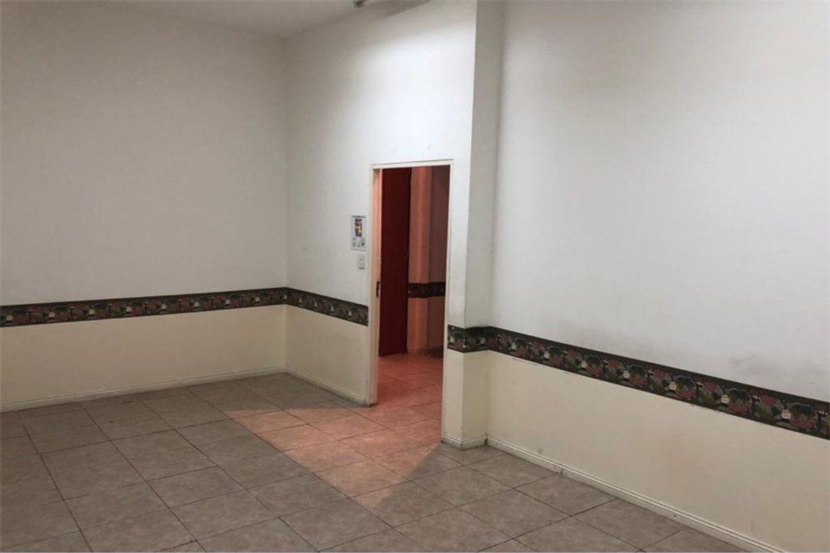 Foto de LOCAL - ALQUILER - MONTSERRAT - 300 M2, imagen 4