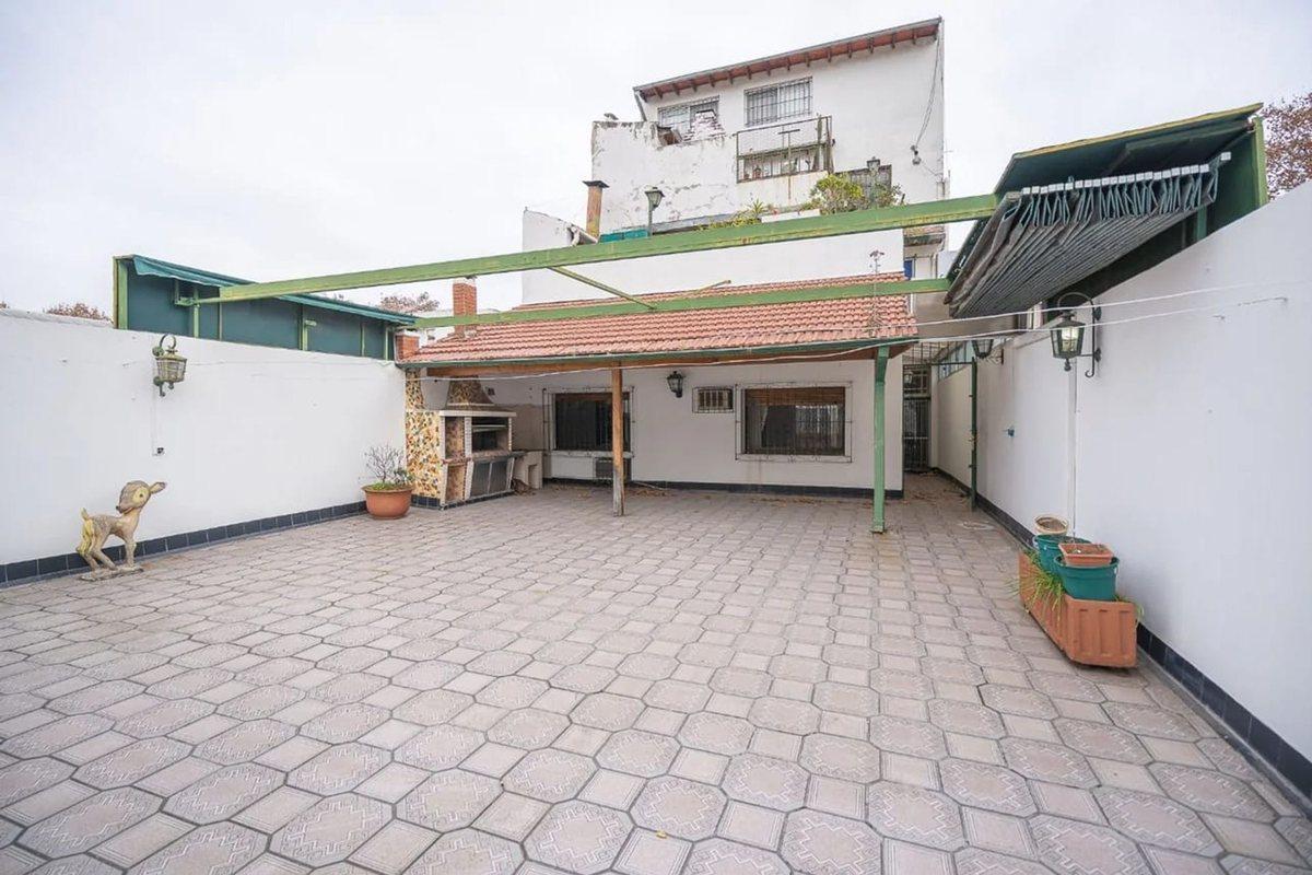 Foto de Venta Ph 4 amb c/ Dep P Patricios Gran Patio, imagen 3