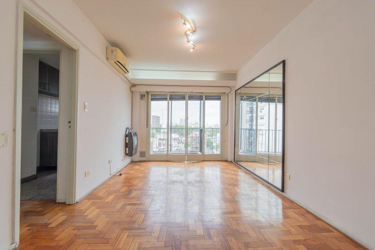 Foto de Venta Caballito Departamento 3 amb con 2 balcones, imagen 4