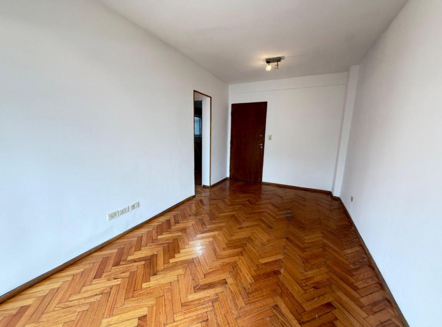 Foto de VENTA 4 AMB CON BALCON EN VILLA CRESPO, imagen 4
