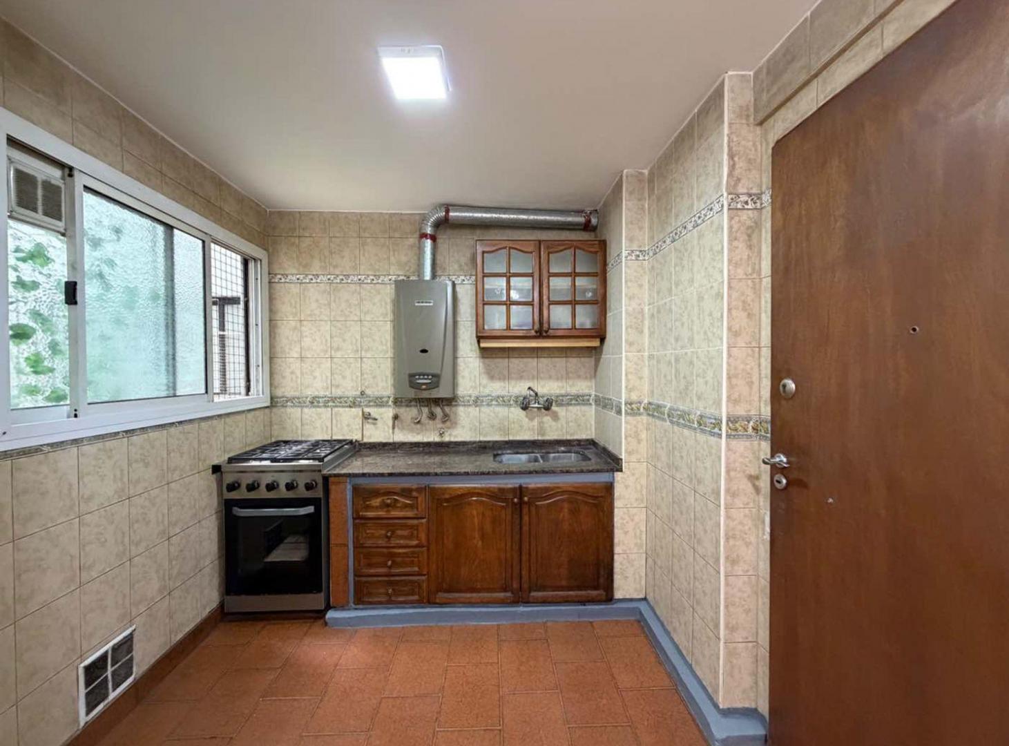 Foto de VENTA 4 AMB CON BALCON EN VILLA CRESPO, imagen 3