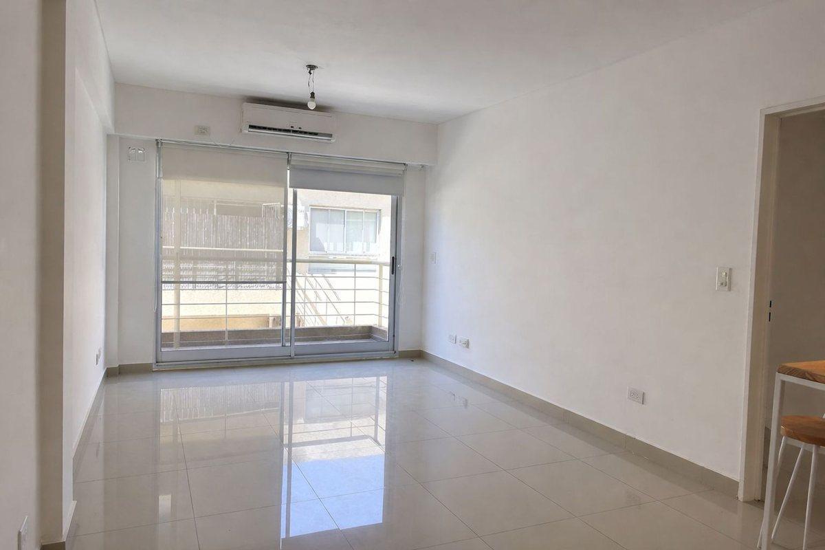 Foto de VENTA DEPARTAMENTO 2 AMB EN VILLA URQUIZA BALCÓN -, imagen 5