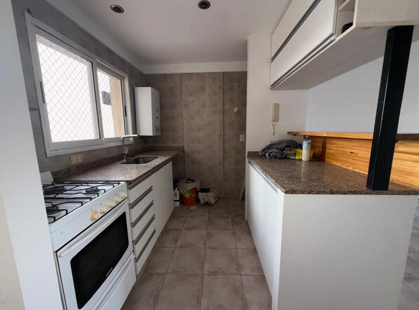 Foto de VENTA MONOAMBIENTE C/ BALCON EN MONTE CASTRO, imagen 5