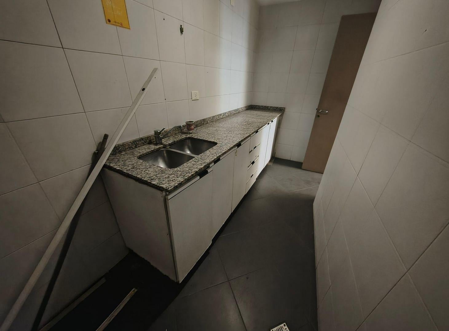 Foto de ALQUILER EDIFICIO ENTERO MULTIUSO EXC UBICACION, imagen 4