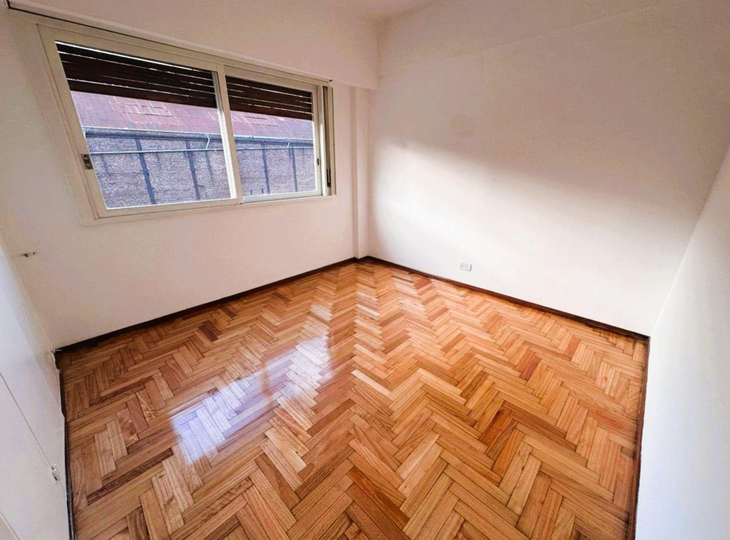 Foto de Alquiler Dto 2 amb BALCÓN Caballito, imagen 3