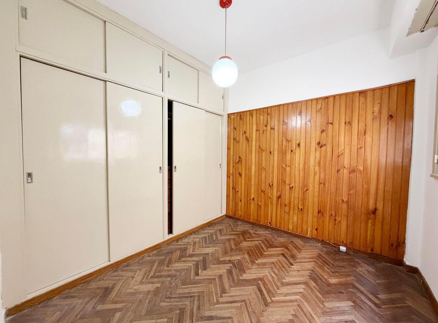 Foto de Venta depto 4amb Flores con Balcon, imagen 2