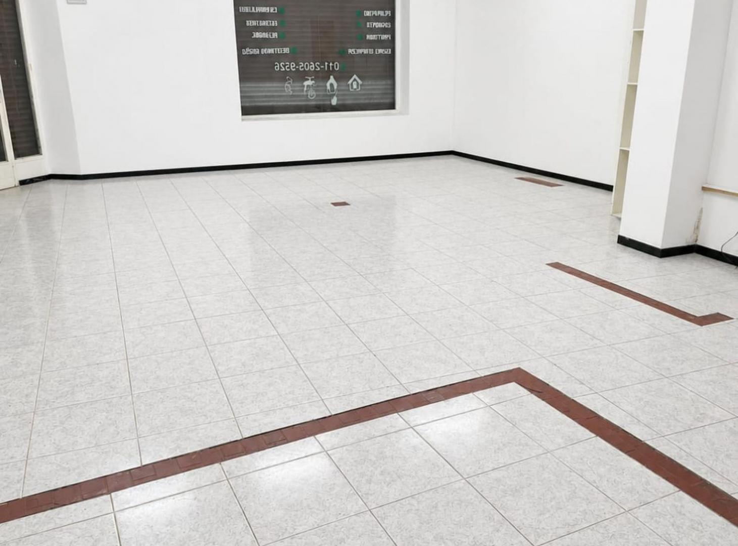 Foto de VENTA LOCAL COMERCIAL A LA CALLE - SAN TELMO, imagen 1
