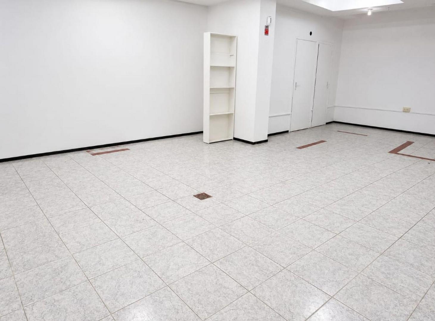 Foto de VENTA LOCAL COMERCIAL A LA CALLE - SAN TELMO, imagen 4