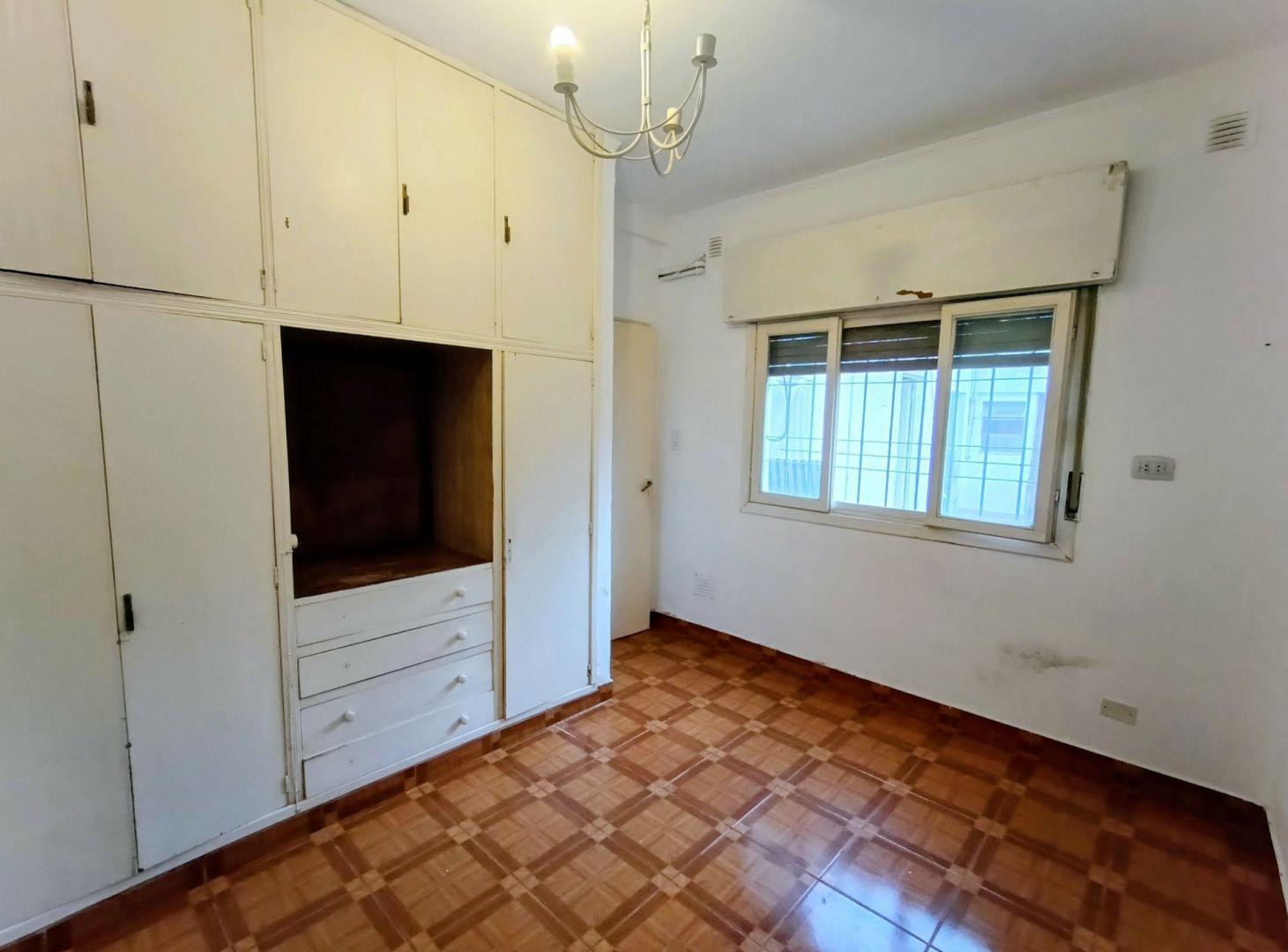 Foto de VENTA PH BANFIELD 3 AMB COCHERA PARRILLA INDEP, imagen 5