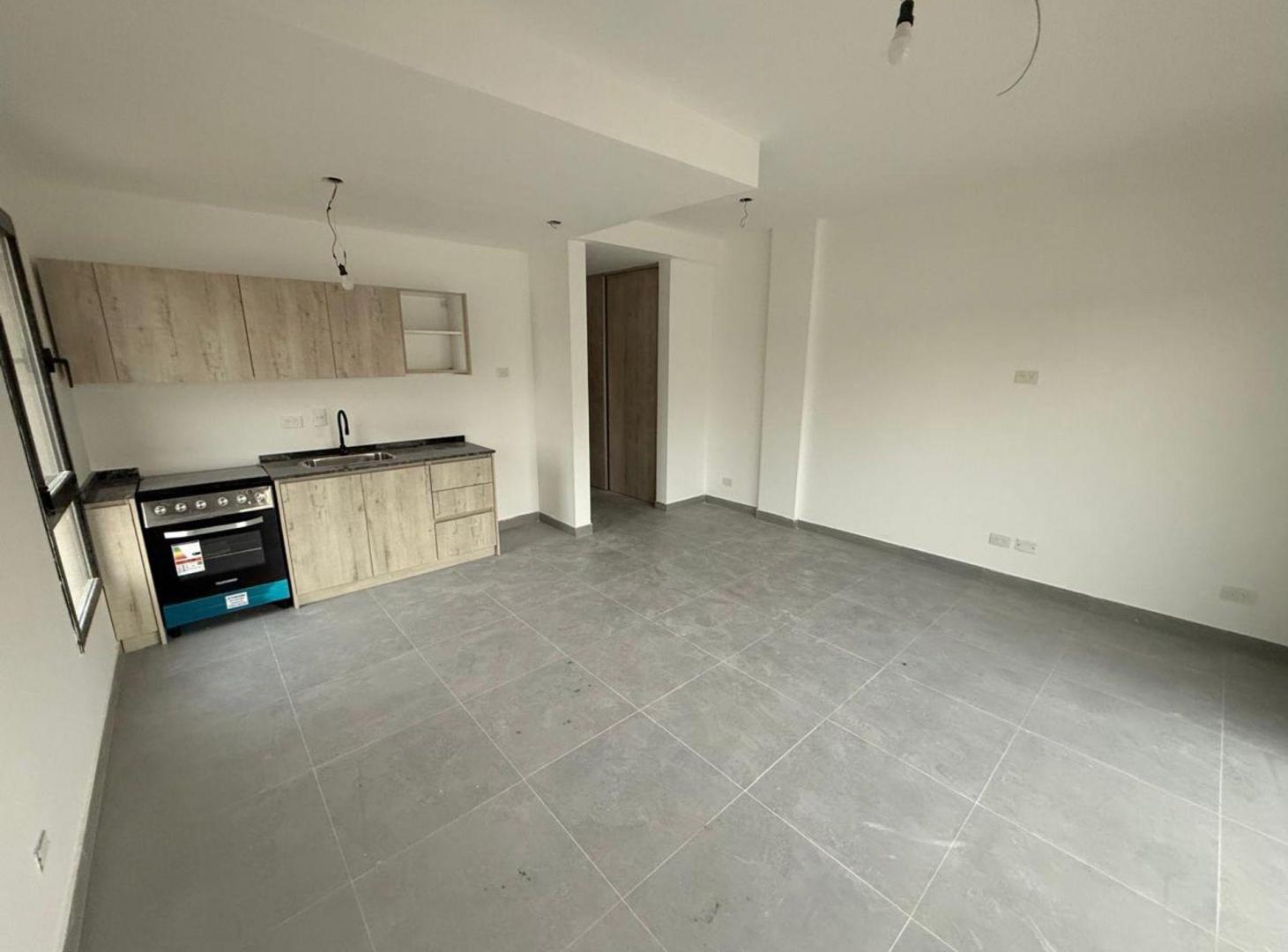 Foto de VENTA DEPTO 2 AMB EN SPRING PARK PILAR CON COCHERA, imagen 5