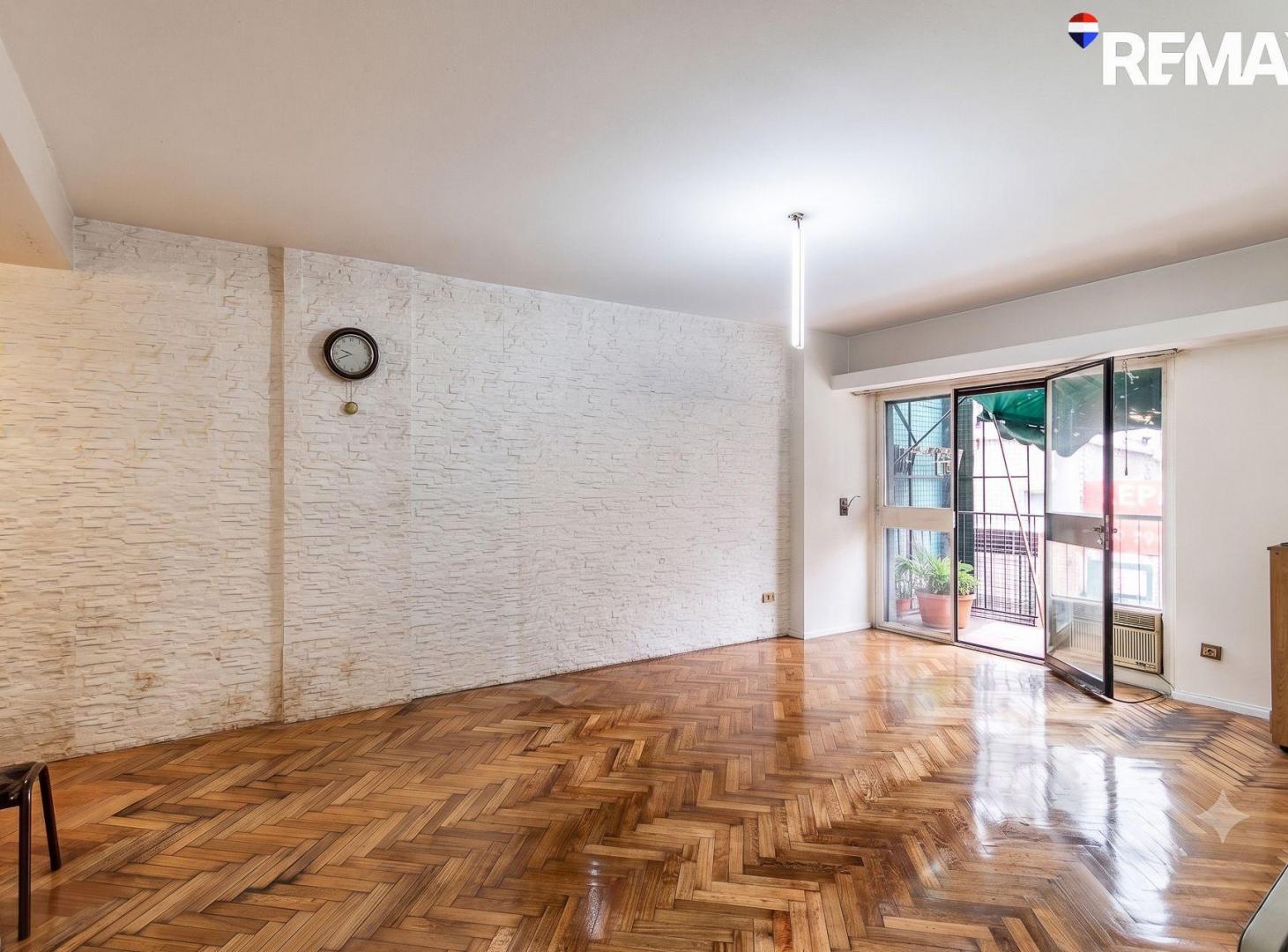 Foto de Venta Dto 4 amb PISO 2 BALCONES ALMAGRO, imagen 3