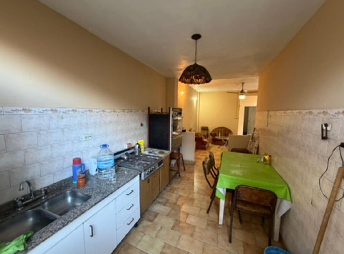 Foto de PH VENTA CIUDADELA 4 DORMITORIOS PATIO JARDIN, imagen 5