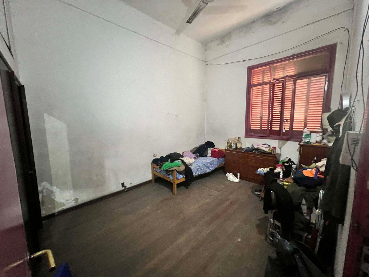 Foto de VENTA PH 4amb + Galpón 190m2 cubiertos Barracas, imagen 1