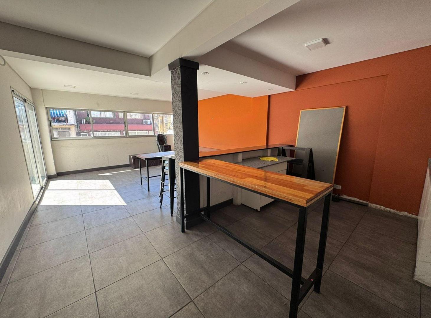 Foto de VENTA MONOAMBIENTE CON BALCON CON RENTA LUMINOSO, imagen 4