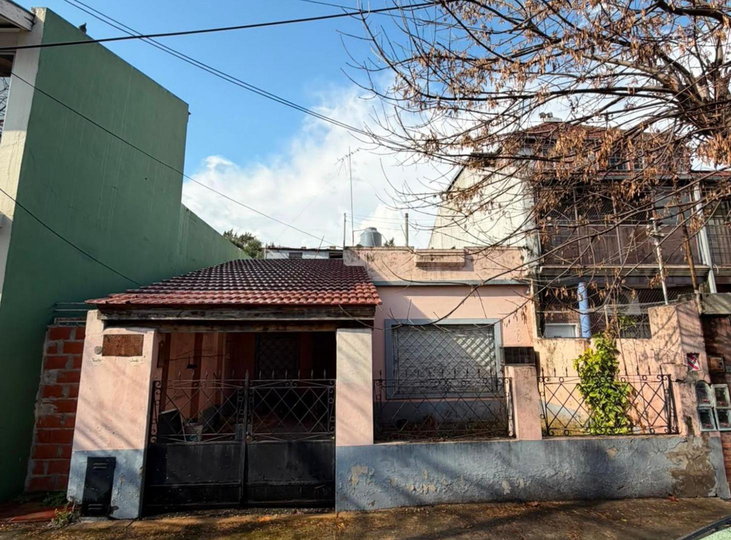 Foto de EN VENTA LOTE DE 173m² - VILLA RAFFO, imagen 1