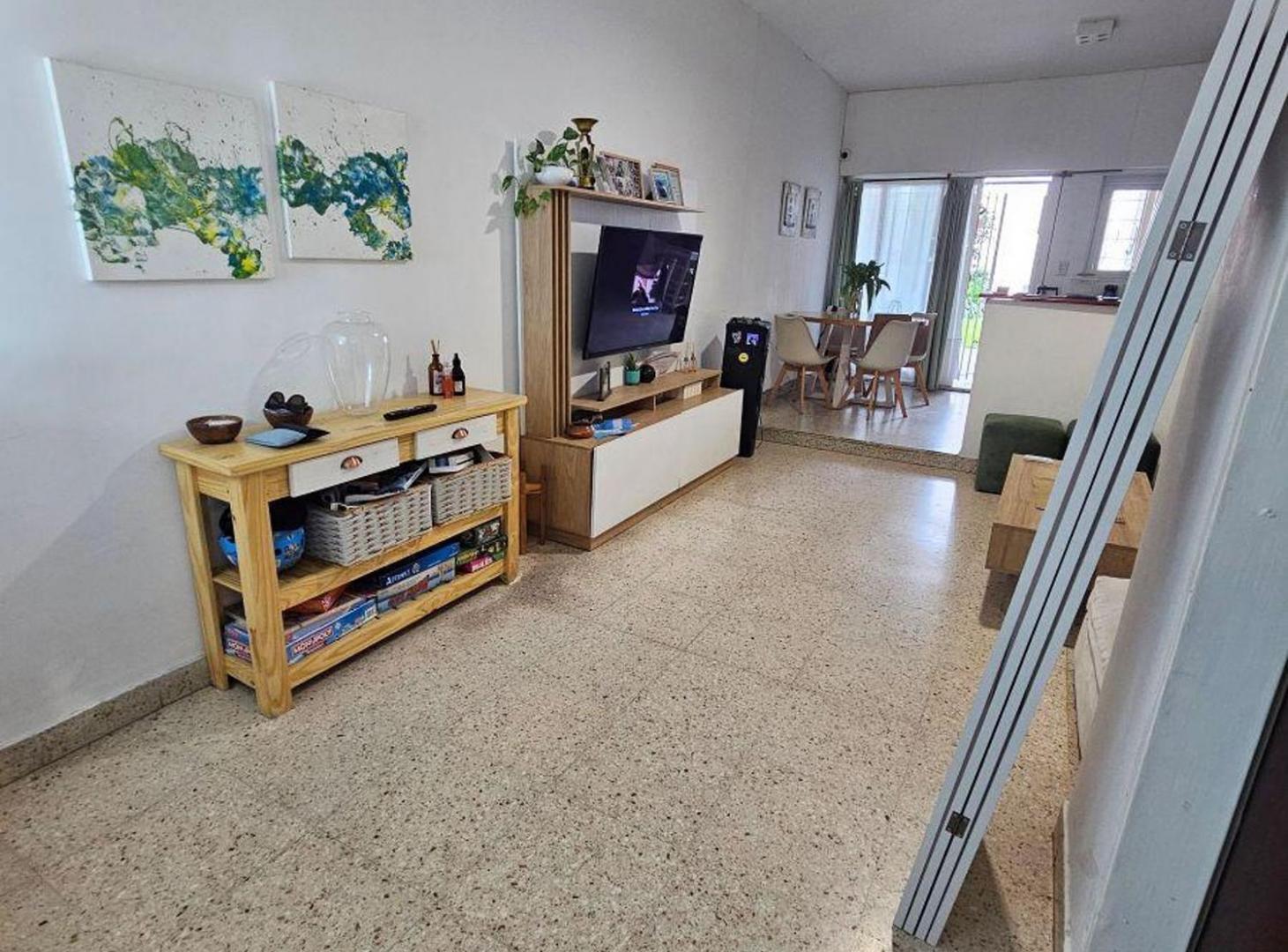 Foto de EN VENTA PH 3 AMB CON COCHERA SIN EXP - VILLA REAL, imagen 3