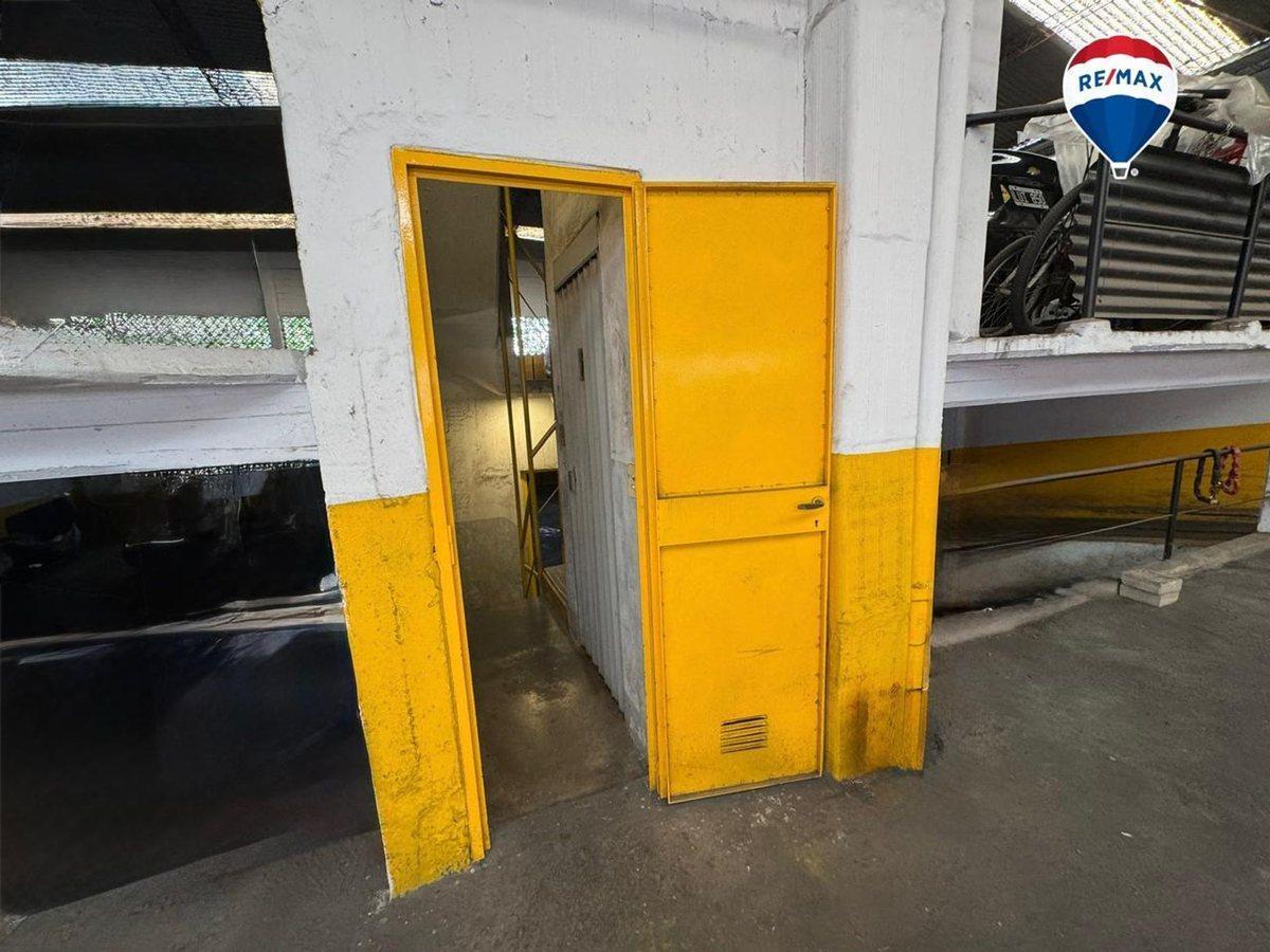 Foto de VENTA COCHERA FIJA NUÑEZ seguridad 24hs, imagen 1