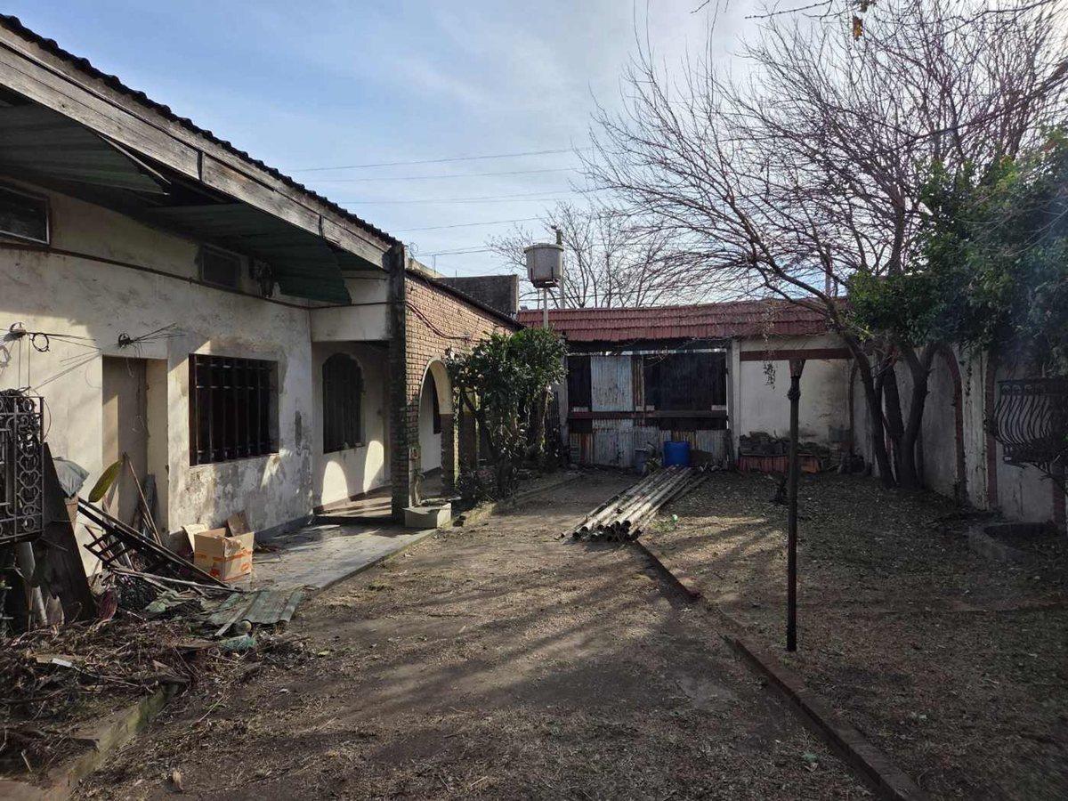 Foto de VENTA TERRENO CON TALLER/CASA EN DOCK SUD, imagen 2
