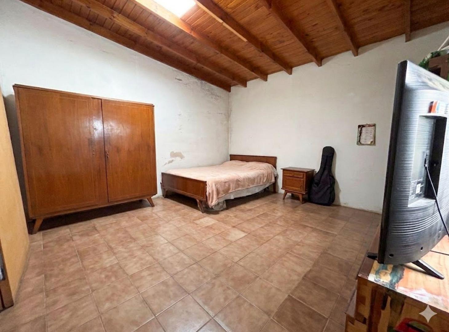 Foto de VENTA CASA CON JARDIN LOTE 8X41 VILLA RIACHUELO, imagen 4
