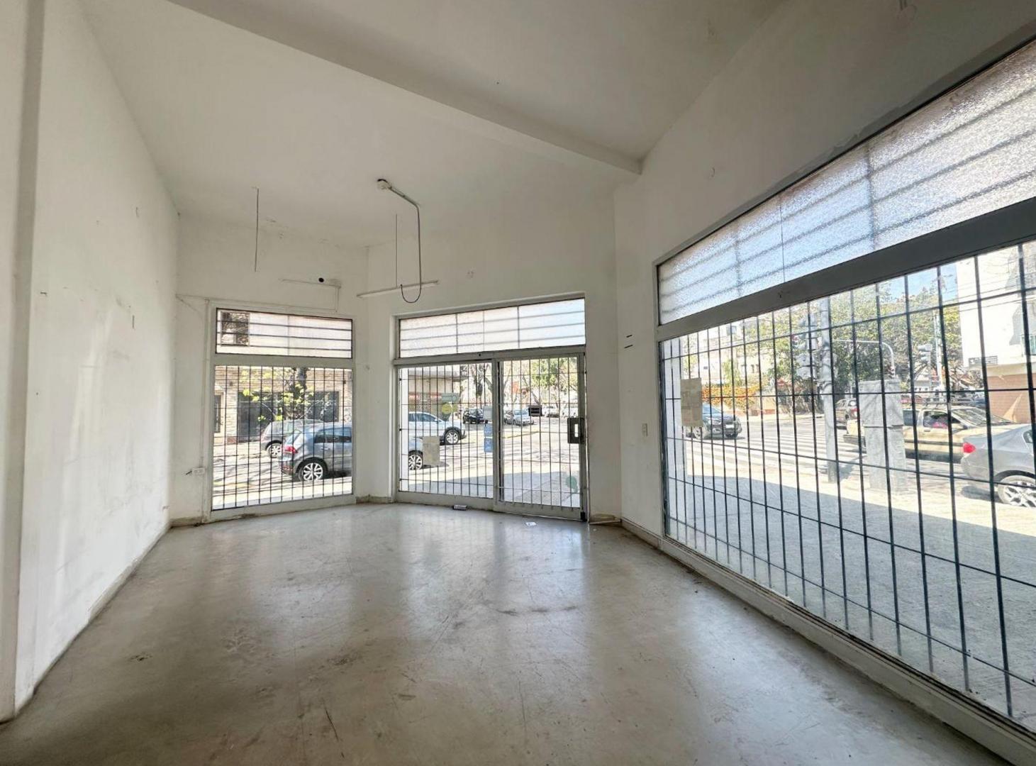 Foto de Venta Local Comercial Vivienda Villa Urquiza, imagen 4