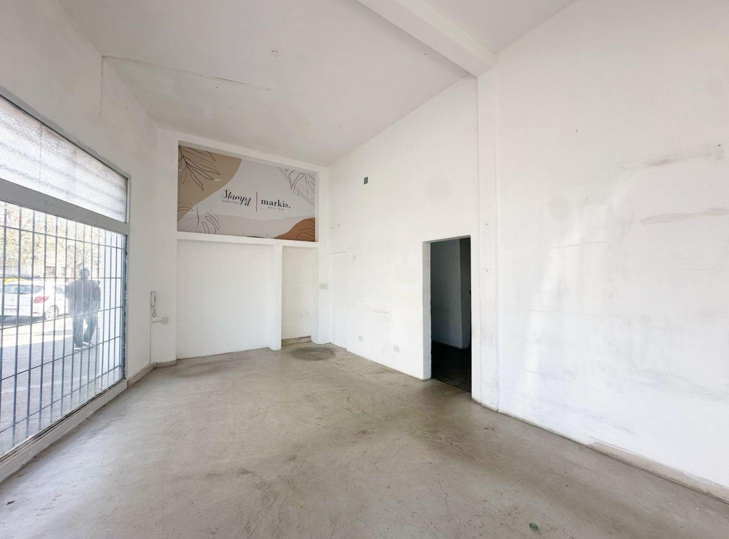Foto de Venta Local Comercial Vivienda Villa Urquiza, imagen 3