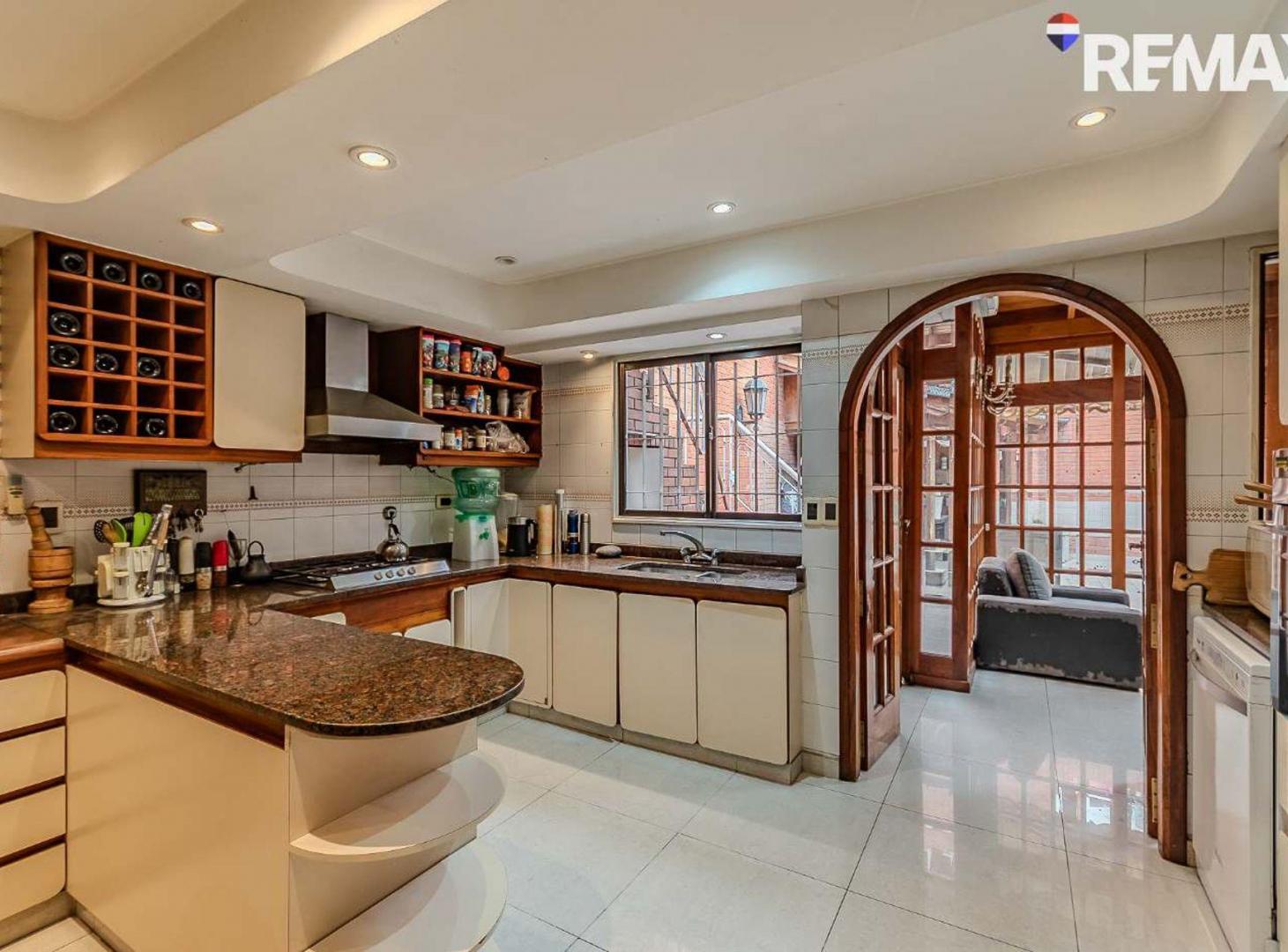 Foto de VENTA CASA 4 AMBIENTES VILLA CRESPO COCHERA PATIO, imagen 3
