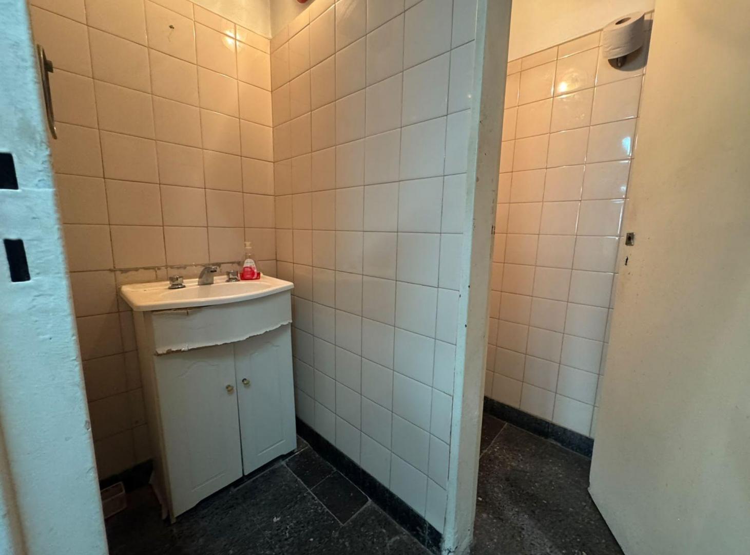 Foto de VENTA OFICINA EN SAN NICOLAS, imagen 3