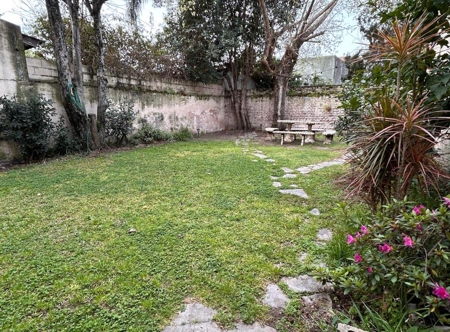 Foto de VENTA DEPTO 3 AMBIENTES PARQUE PARRILLA VERSALLES, imagen 3