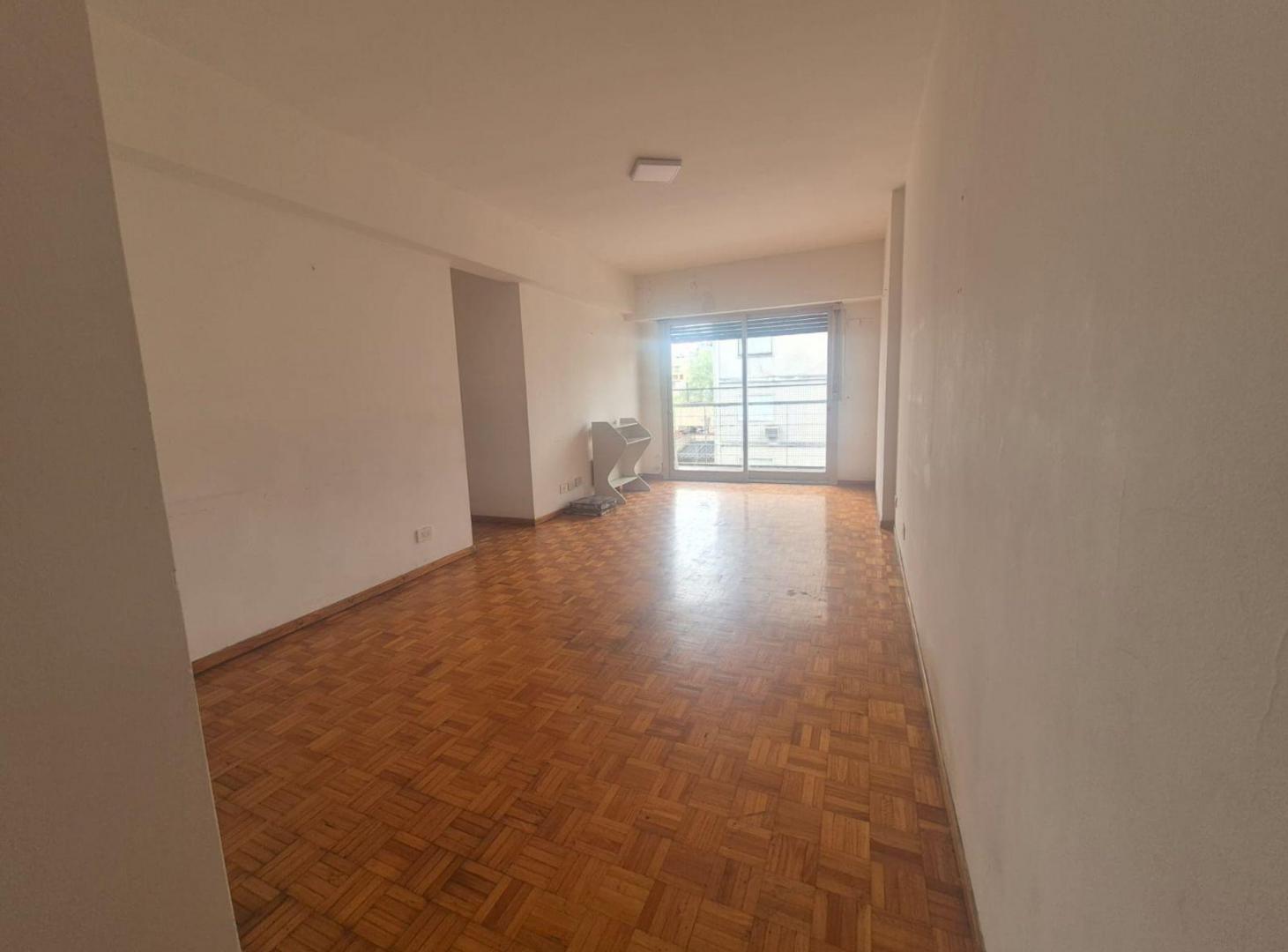 Foto de Venta dpto 3amb c/ depen Luminoso Paternal, imagen 1