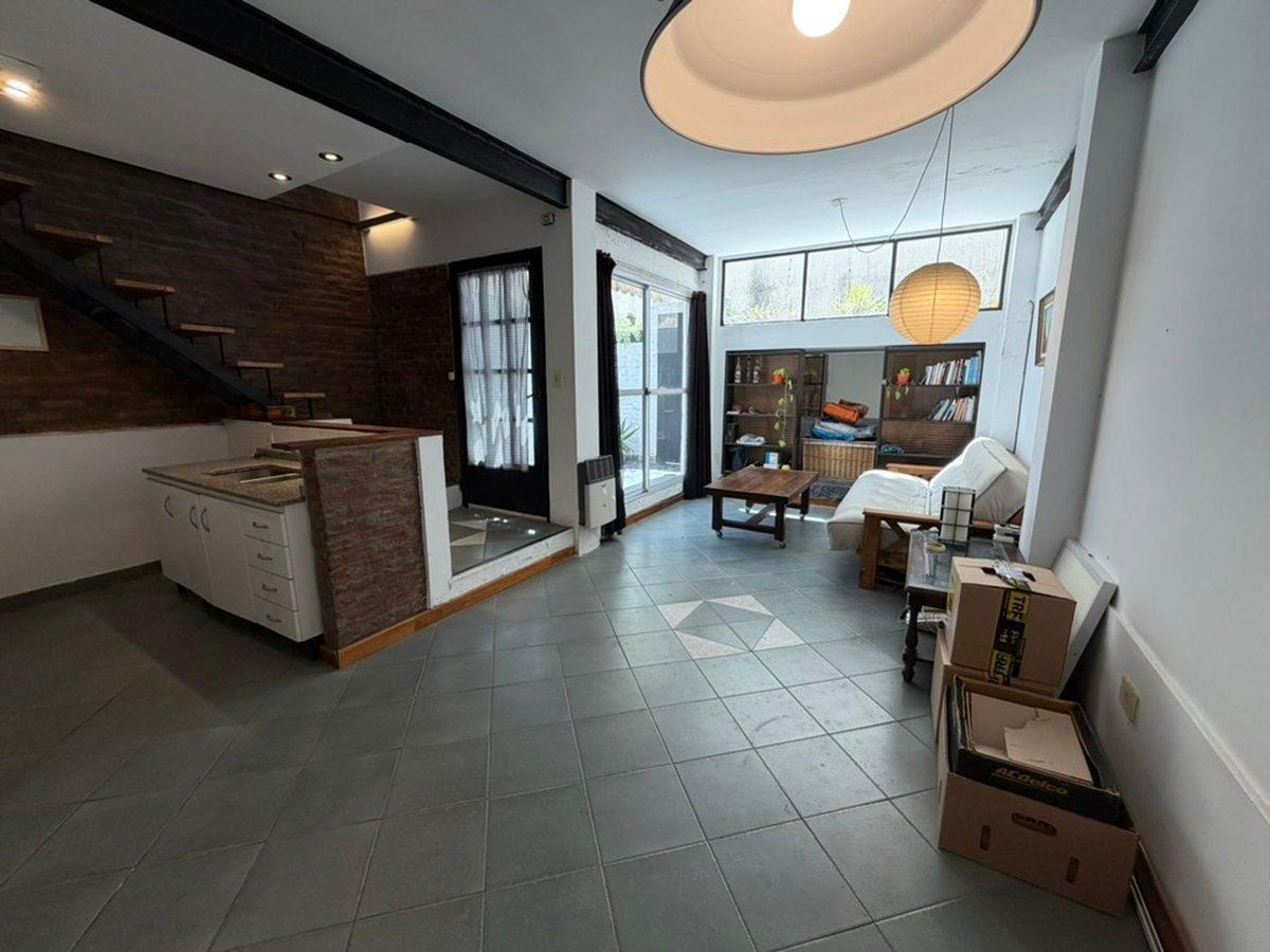 Foto de VENTA PH 2 AMB DUPLEX PATIO TERRAZA P. CHACABUCO, imagen 4