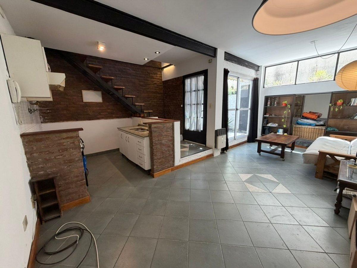 Foto de VENTA PH 2 AMB DUPLEX PATIO TERRAZA P. CHACABUCO, imagen 5