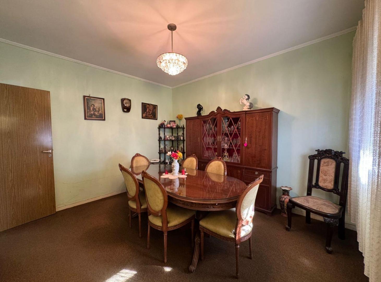 Foto de CASA EN VENTA 4 AMB + DEPTO 2 AMB JARDIN V. MAIPU, imagen 3