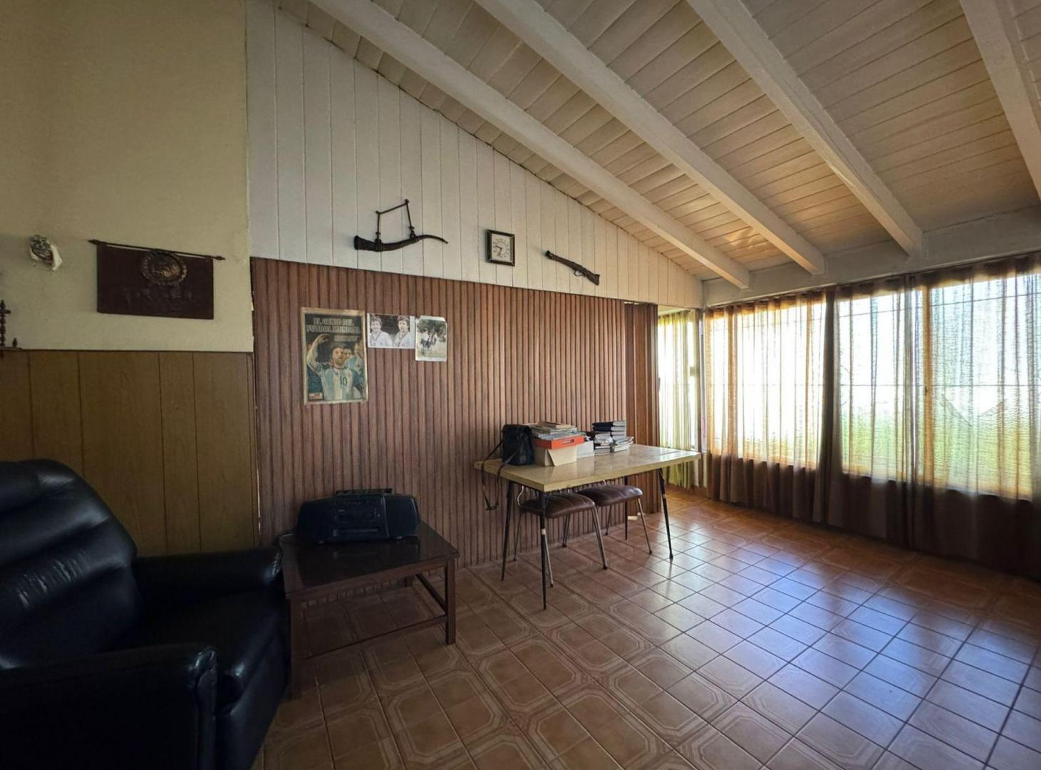 Foto de CASA EN VENTA 4 AMB + DEPTO 2 AMB JARDIN V. MAIPU, imagen 4