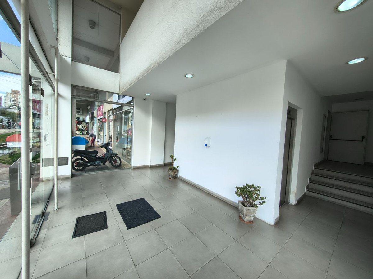 Foto de MUÑIZ DEPARTAMENTO DOS AMBIENTES CON DOS COCHERAS, imagen 5