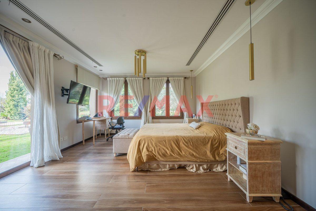 Foto de VENTA CASA 6 AMBIENTES DOBLE LOTE SAINT THOMAS, imagen 3